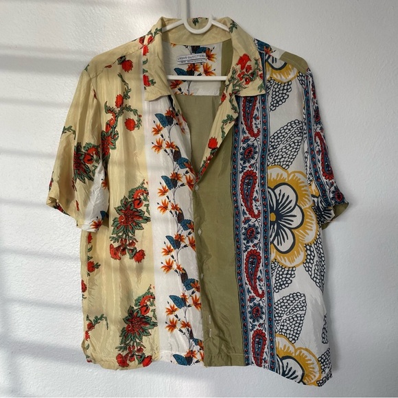 UO Hayden Souvenir Button Down XS - Picture 9 of 11